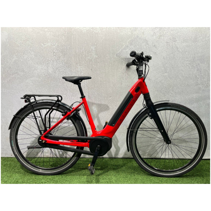 Gazelle Ultimate C8+ HMB 500Wh (2) Champion Red Dames 2020