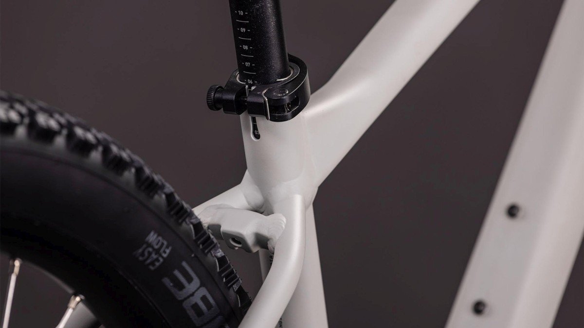 Cube AIM PRO GREIGE/TITAN 2026