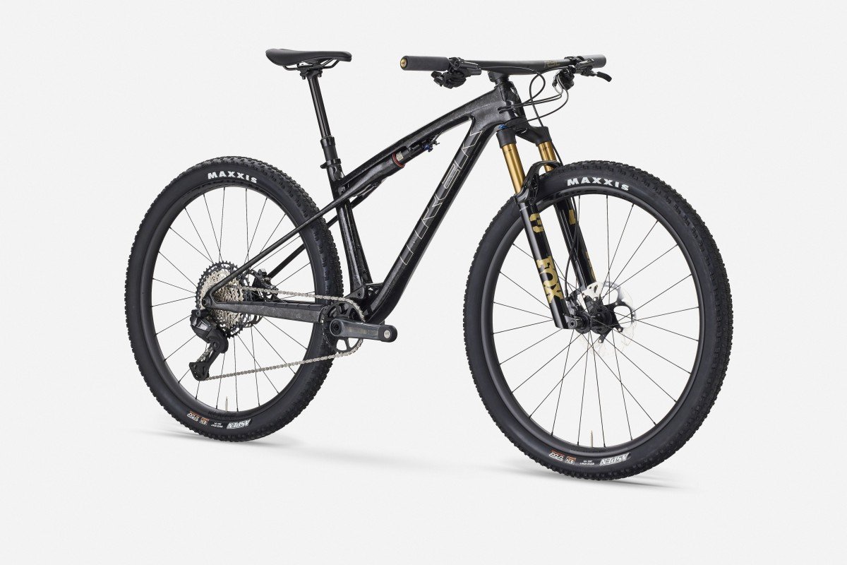 Trek Supercaliber SLR 9.8 XT Di2 Gen 2 CARBON SMOKE/GALACTIC GREY MARBLE 2026