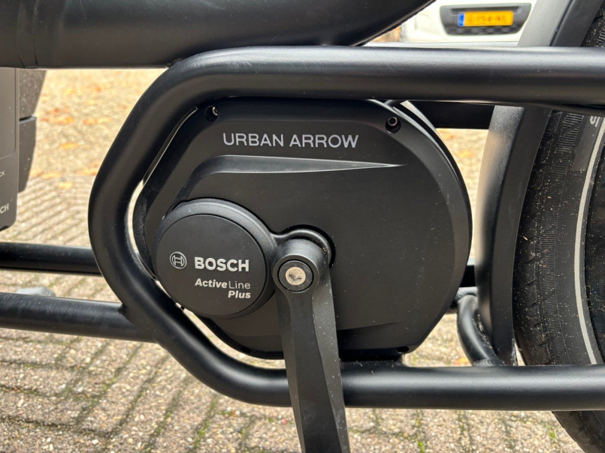 Urban Arrow Family Bosch active plus 400Wh Zwart Dames 2022 - Afbeelding 4