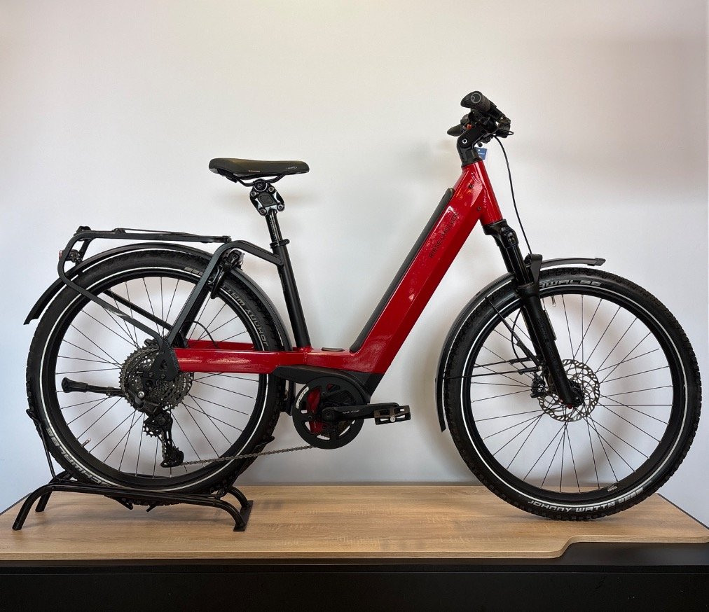 Foto van Riese & Muller Nevo4 GT Touring Dynamic Red Lage instap 2024 (2024) via Jansen 2wielers